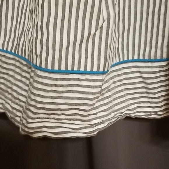 Teeze Me Juniors Strapless Dress Gray White Stripes Party Size 3 - Picture 2 of 7